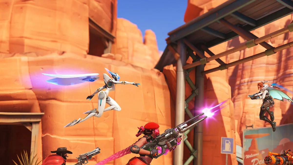 Overwatch gameplay screenshot for guide cover